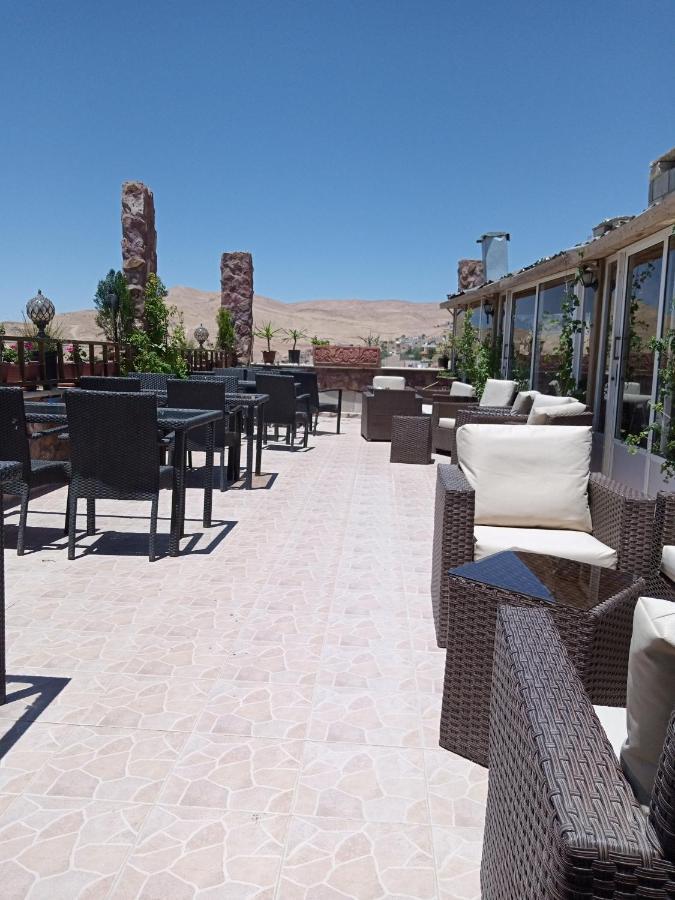 Tetra Tree Hotel Wadi Musa Exterior foto