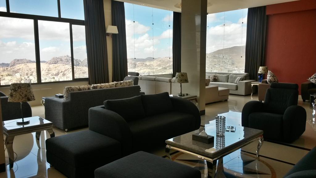 Tetra Tree Hotel Wadi Musa Exterior foto