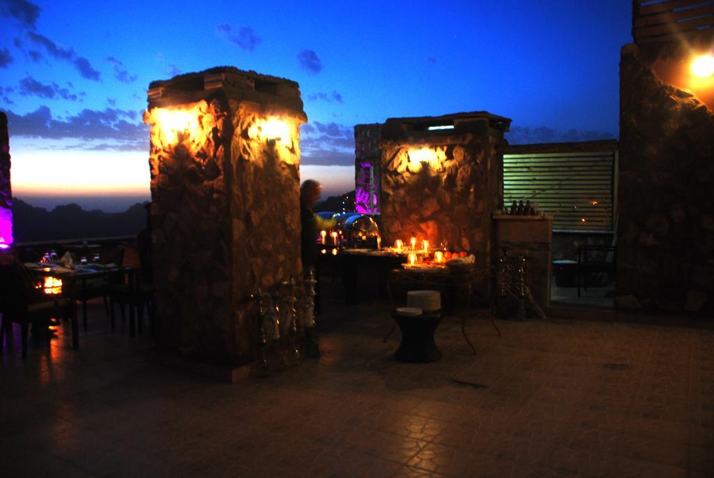 Tetra Tree Hotel Wadi Musa Exterior foto