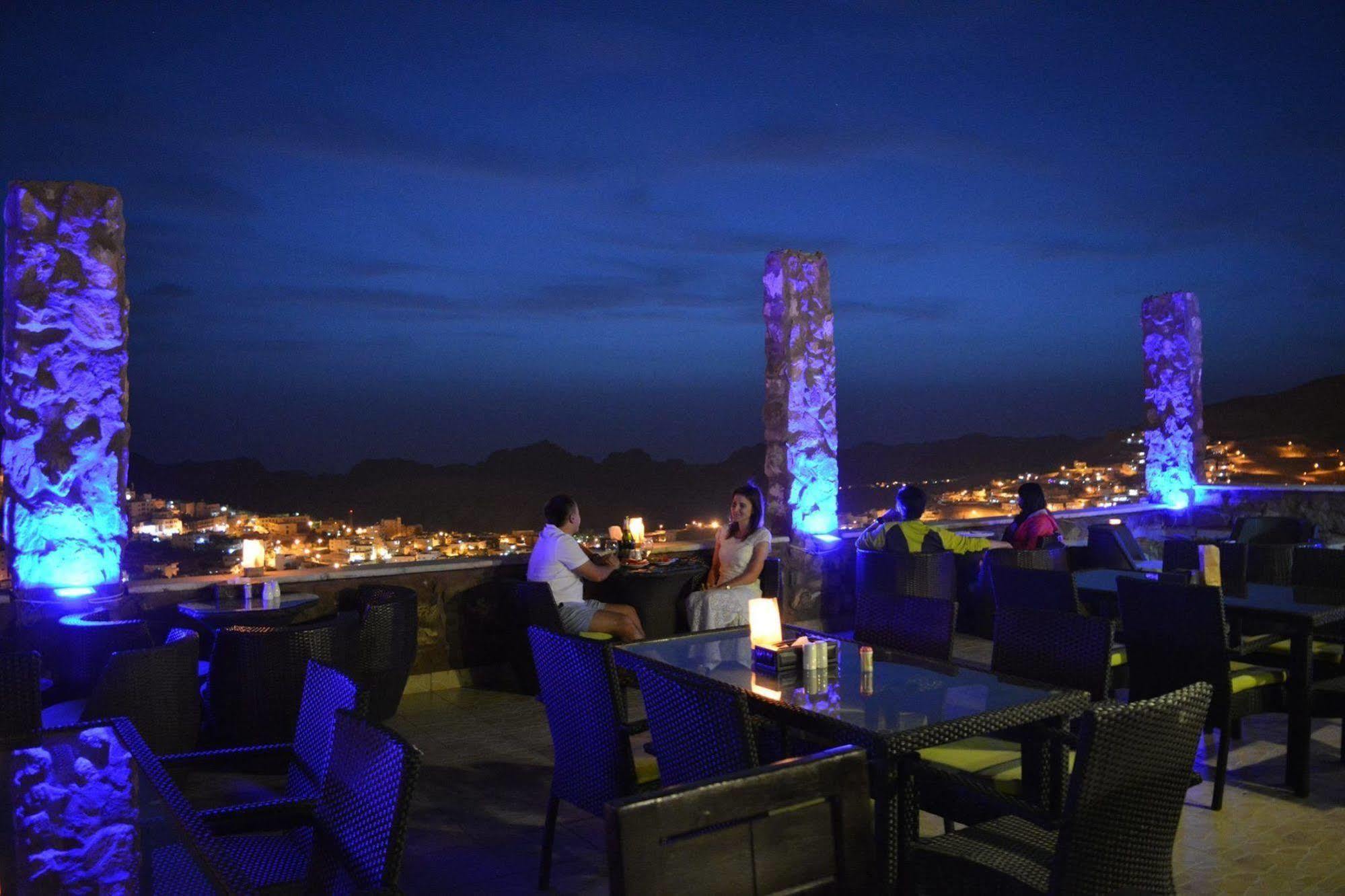 Tetra Tree Hotel Wadi Musa Exterior foto